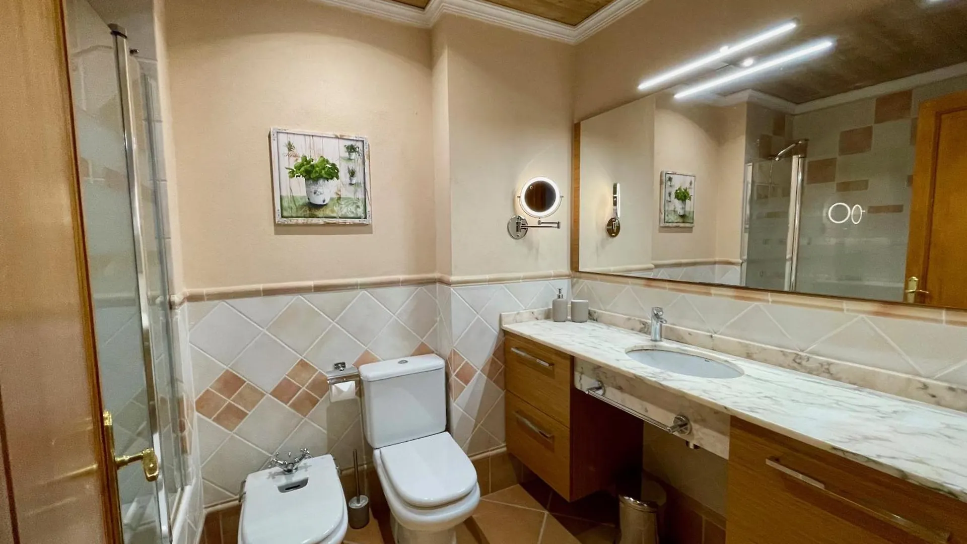 הוילה סנטה מריה דל קאמי Casa Moragues