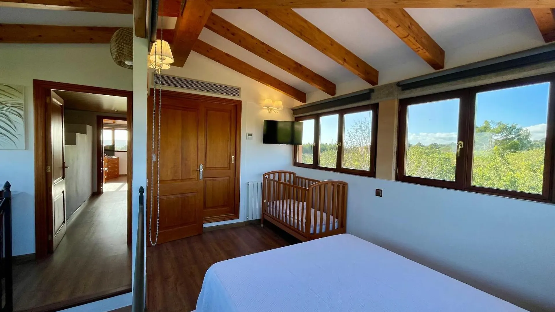 בית נופש הוילה סנטה מריה דל קאמי Casa Moragues