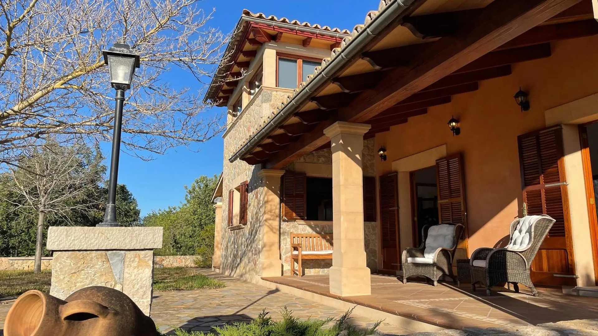 בית נופש הוילה סנטה מריה דל קאמי Casa Moragues ספרד